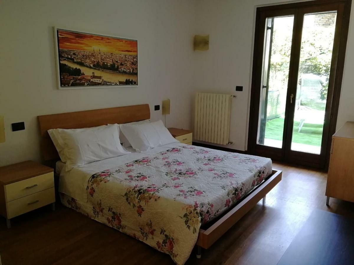 Home Sweet Home Castelnuovo del Garda Exterior foto